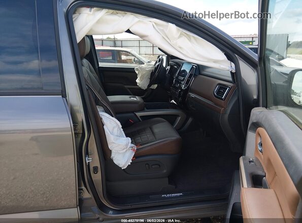 1N6AA1EDXMN528394 2021 NISSAN TITAN Gray Widok wnętrza z przodu