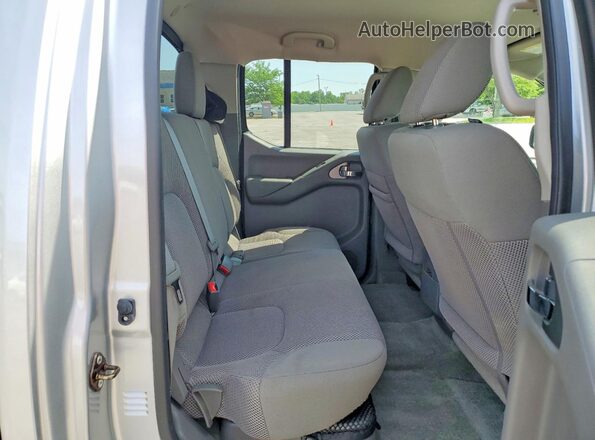1N6AD0ER9GN727423 2016 NISSAN FRONTIER Silver 