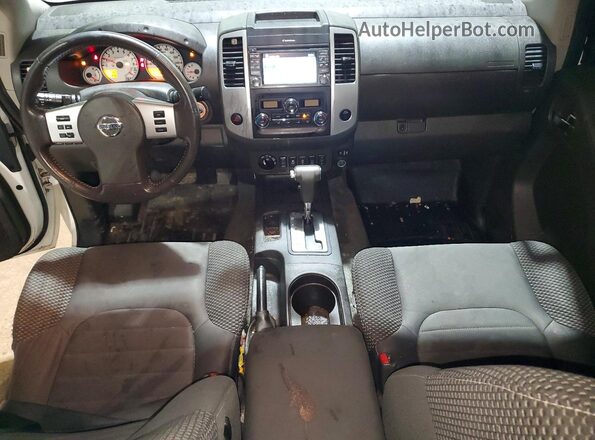 1N6AD0EV0JN768933 2018 NISSAN FRONTIER White Widok deski rozdzielczej