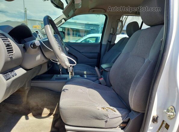 1N6AD0EV1HN700652 2017 NISSAN FRONTIER White Vista interior delantera