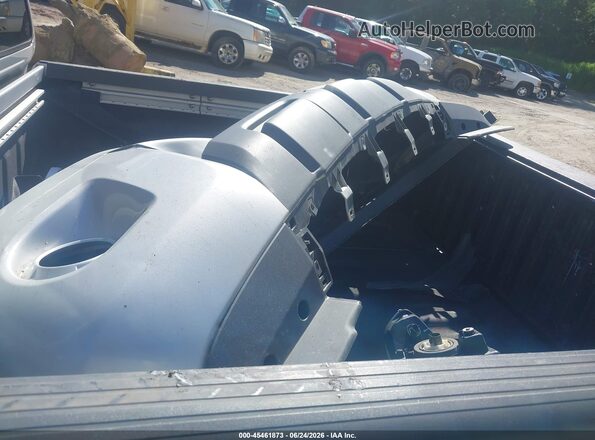 1N6AD0EV2JN758369 2018 NISSAN FRONTIER Silver Սարքավորումների վահանակի տեսք