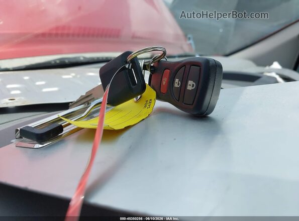 1N6AD0EV4GN799031 2016 NISSAN FRONTIER Red Widok deski rozdzielczej
