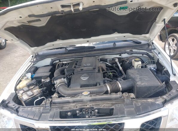 1N6AD0FV3JN703833 2018 NISSAN FRONTIER White Rear view