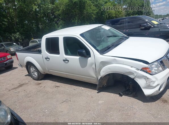 1N6AD0FV3JN703833 2018 NISSAN FRONTIER White Rear interior view