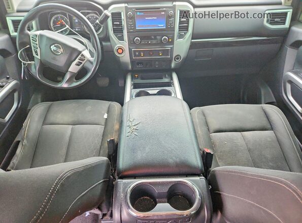 1N6BA1F2XGN509401 2016 NISSAN TITAN Black Dashboard view