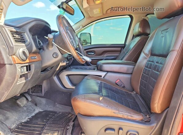 1N6BA1F43GN502971 2016 NISSAN TITAN Red Front interior view