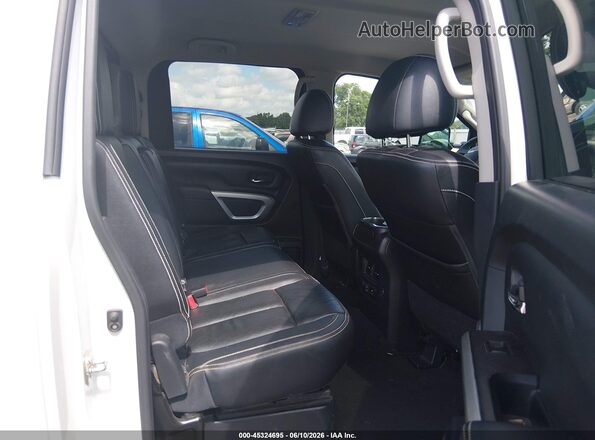 1N6BA1F43KN511095 2019 NISSAN TITAN XD White Vista de la etiqueta del VIN