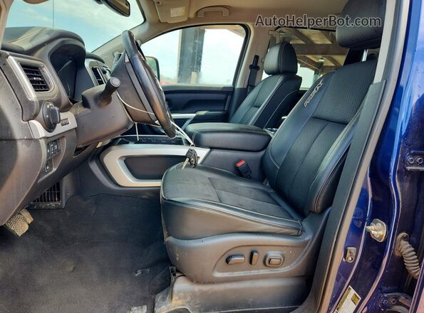 1N6BA1F44HN520509 2017 NISSAN TITAN Blue წინა სალონის ხედი