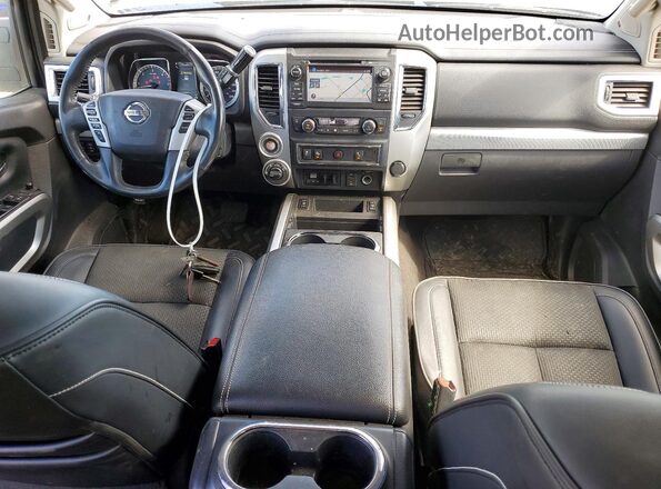 1N6BA1F44HN529503 2017 NISSAN TITAN Gray Вид панелі приладів