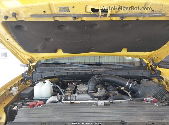 1N6BA1F44HN558001 2017 NISSAN TITAN XD Yellow Հետևի տեսք