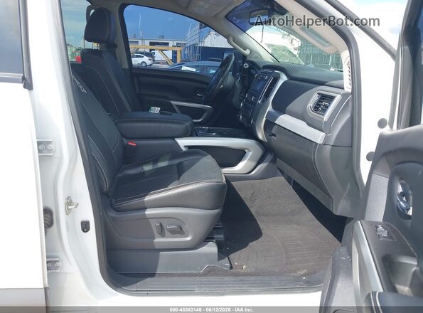 1N6BA1F45KN506867 2019 NISSAN TITAN XD White Սալոնի դիմացի տեսք