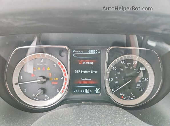 1N6BA1F4XHN569391 2017 NISSAN TITAN Gray Instrument cluster view
