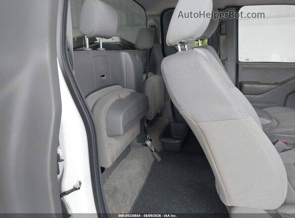 1N6BD0CT2JN712384 2018 NISSAN FRONTIER White VIN sticker view