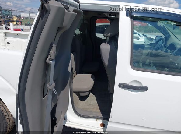 1N6BD0CT9GN795000 2016 NISSAN FRONTIER White VIN կոդի պիտակի տեսք