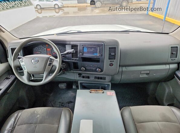 1N6BF0KY4MN809548 2021 NISSAN NV White წინა პანელის ხედი