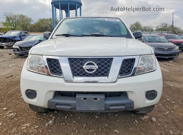 1N6DD0CU2JN755060 2018 NISSAN FRONTIER White Widok z przodu