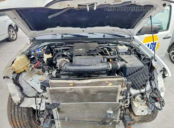 1N6ED0CE8LN725660 2020 NISSAN FRONTIER White Вид задньої частини салону