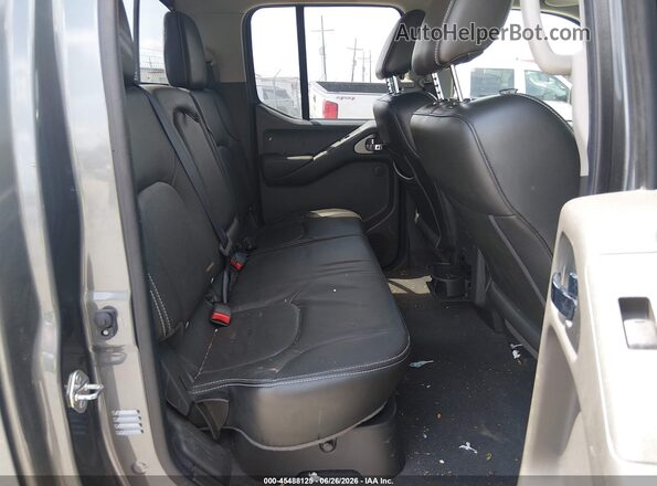 1N6ED0EB8LN700633 2020 NISSAN FRONTIER Gray VIN կոդի պիտակի տեսք