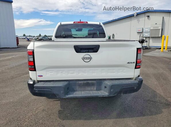 1N6ED1CM7RN674240 2024 NISSAN FRONTIER White 