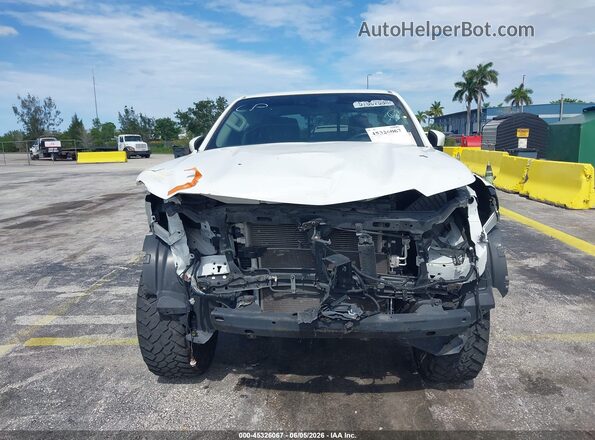 1N6ED1EJ2NN657598 2022 NISSAN FRONTIER White 
