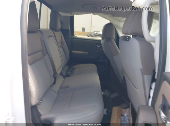1N6ED1EJ2NN657598 2022 NISSAN FRONTIER White 