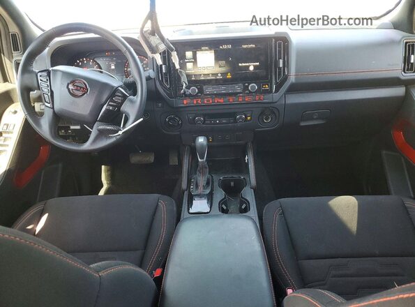 1N6ED1EKXSN641122 2025 NISSAN FRONTIER Blue Widok deski rozdzielczej