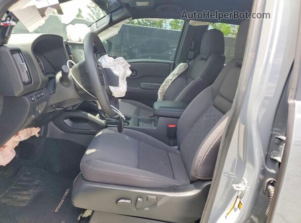 1N6ED1FJ1TN613085 2026 NISSAN FRONTIER Gray Front interior view