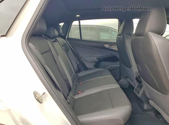 1V25MPE85PC030426 2023 VOLKSWAGEN ID.4 White Rear interior view