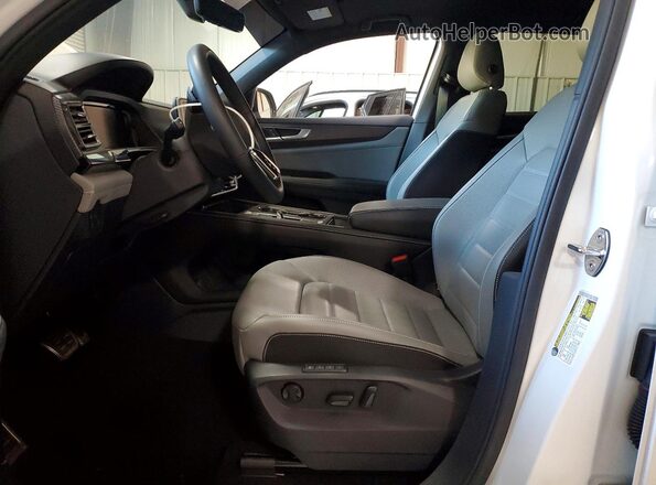 1V2AE2CA3SC211697 2025 VOLKSWAGEN ATLAS White 