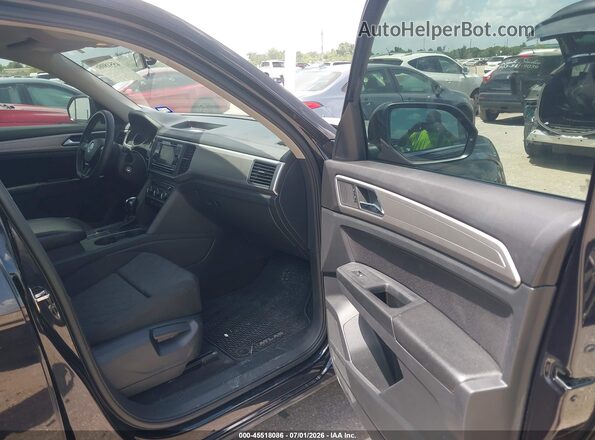 1V2AP2CA2JC529755 2018 VOLKSWAGEN ATLAS Black Вид салону спереду