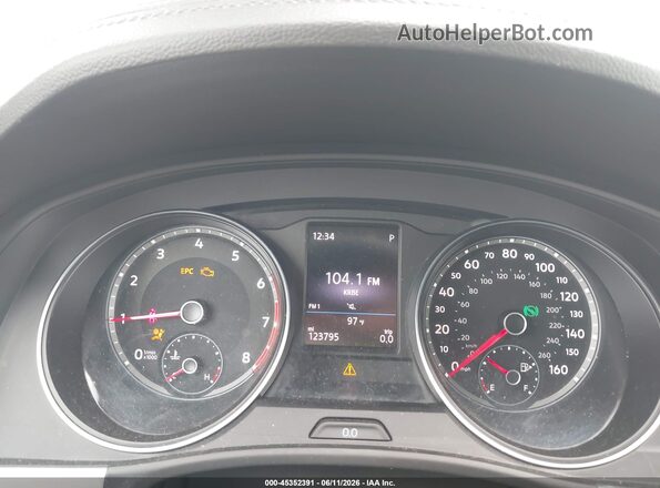 1V2AP2CA8JC572707 2018 VOLKSWAGEN ATLAS Black Vista de los asientos traseros