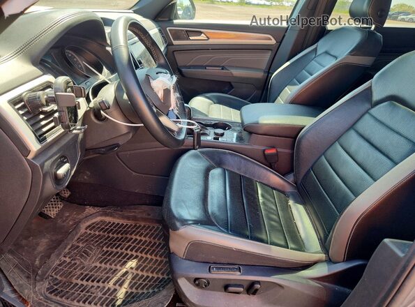 1V2BE2CA2MC227901 2021 VOLKSWAGEN ATLAS Gray Սալոնի դիմացի տեսք