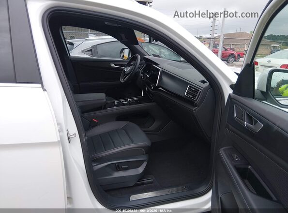 1V2BE2CA5RC250189 2024 VOLKSWAGEN ATLAS White Widok wnętrza z przodu