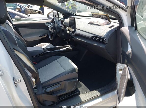 1V2BMPE89RC010623 2024 VOLKSWAGEN ID.4 White Вид салону спереду
