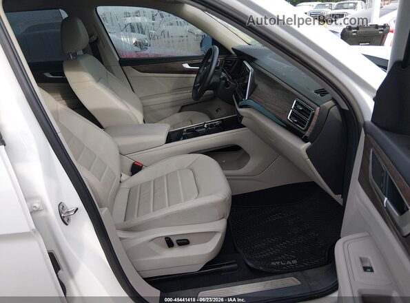1V2BR2CA3SC546421 2025 VOLKSWAGEN ATLAS White წინა სალონის ხედი
