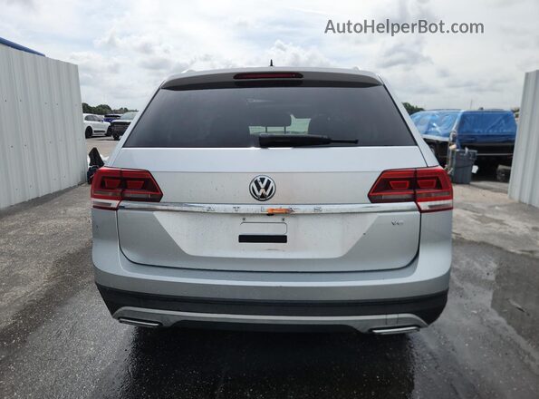 1V2BR2CA6JC500287 2018 VOLKSWAGEN ATLAS Серебряный 
