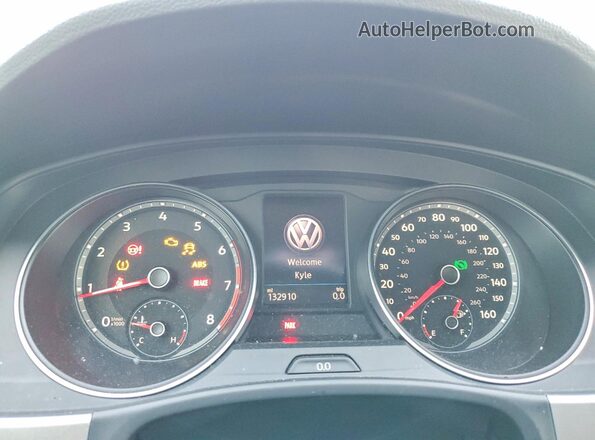 1V2CP2CA1JC594640 2018 VOLKSWAGEN ATLAS Black Вид щитка приладів