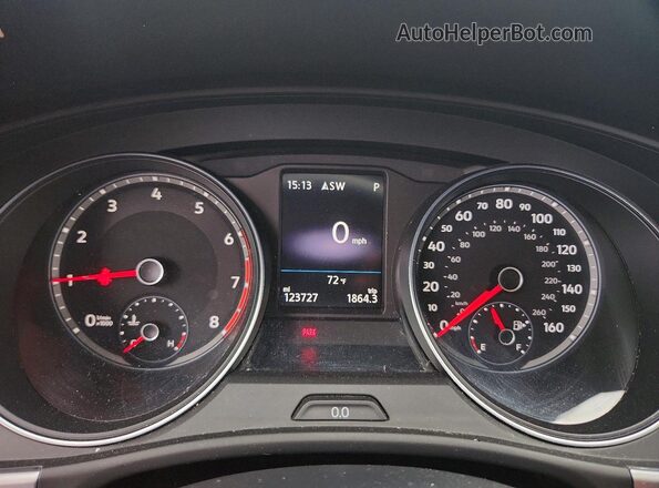 1V2CR2CA2JC574861 2018 VOLKSWAGEN ATLAS Silver ხელსაწყოთა პანელის ხედი