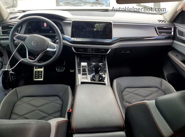 1V2CR2CA5RC577992 2024 VOLKSWAGEN ATLAS White Առջևի վահանակի տեսք