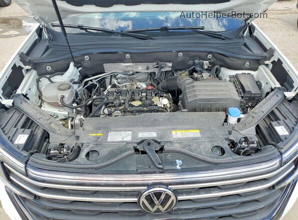1V2CR2CA5RC577992 2024 VOLKSWAGEN ATLAS White Սալոնի հետևի տեսք