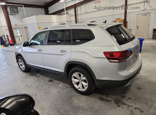 1V2CR2CA9JC565283 2018 VOLKSWAGEN ATLAS Silver Trasero izquierdo
