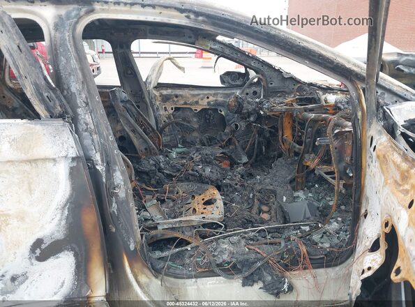 1V2CRPE83SC008037 2025 VOLKSWAGEN ID.4 White Widok wnętrza z przodu