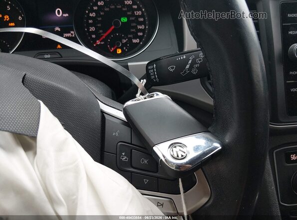 1V2DP2CA3MC524081 2021 VOLKSWAGEN ATLAS Черный Вид панели приборов