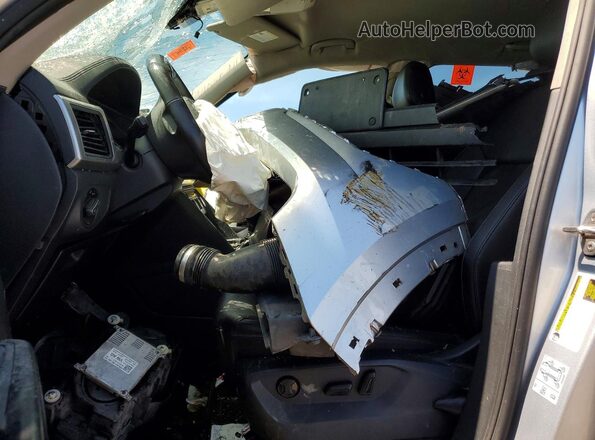 1V2DP2CA5JC599487 2018 VOLKSWAGEN ATLAS Silver 