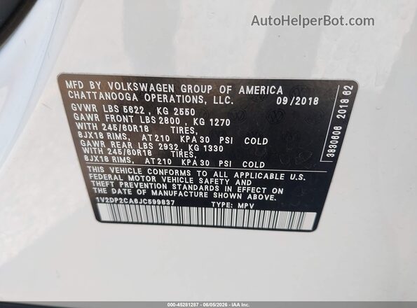 1V2DP2CA6JC599837 2018 VOLKSWAGEN ATLAS White Widok komory silnika