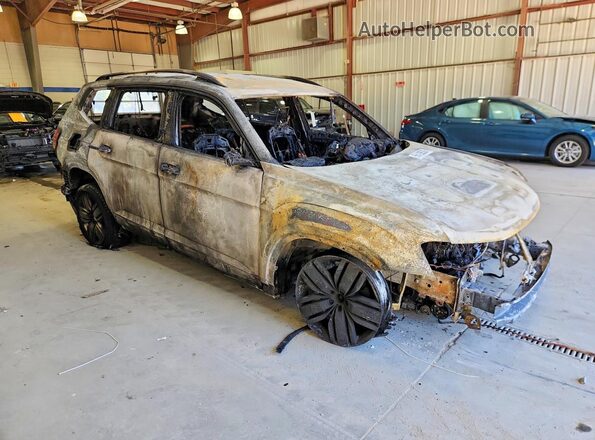 1V2DR2CA1JC561393 2018 VOLKSWAGEN ATLAS White Передня права чверть