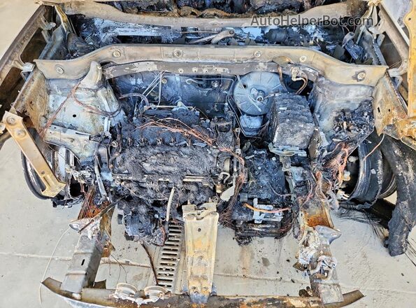 1V2DR2CA1JC561393 2018 VOLKSWAGEN ATLAS White Вид підкапотного простору