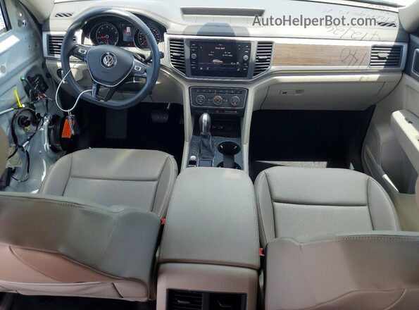 1V2DR2CA4JC581878 2018 VOLKSWAGEN ATLAS White 