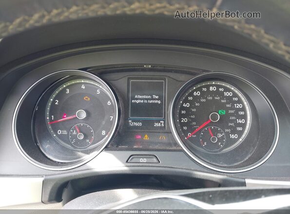 1V2DR2CA6JC523061 2018 VOLKSWAGEN ATLAS White Vista de los asientos traseros
