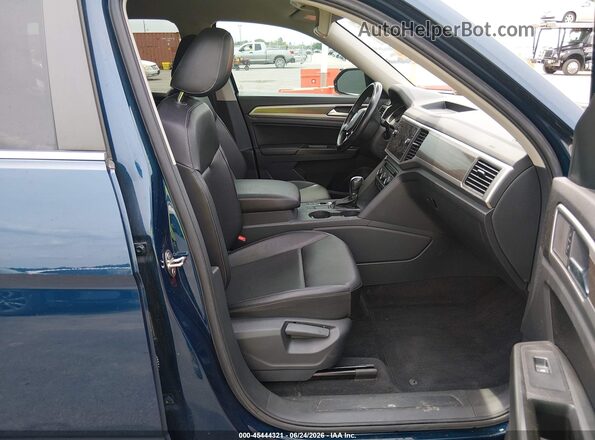 1V2DR2CA7JC512408 2018 VOLKSWAGEN ATLAS Blue Widok wnętrza z przodu